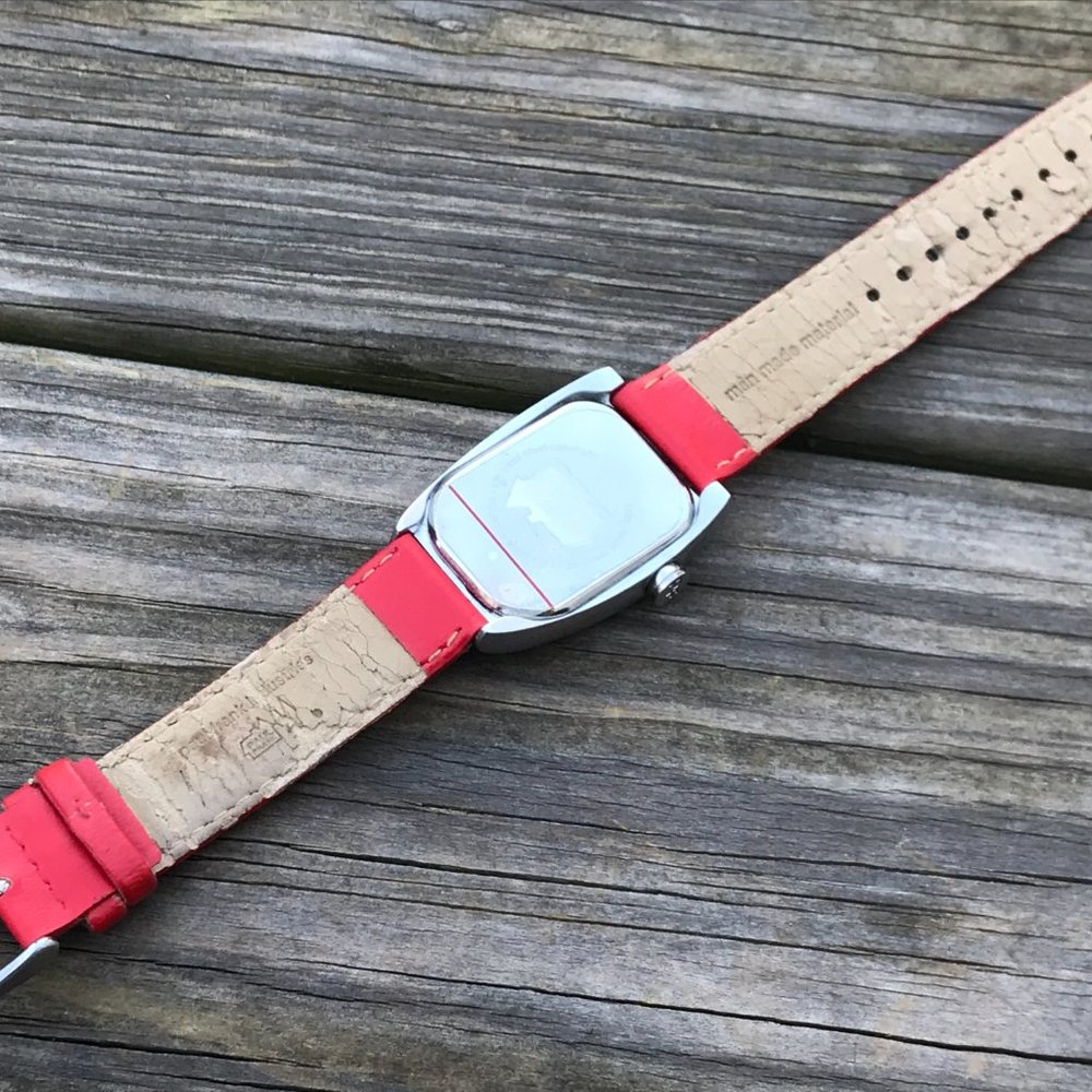 Paul Frank Watch Red Vegan Faux Leather Band Water - Picture 9 of 12
